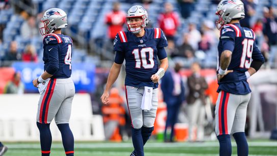 Bedard: Belichick continues to play QB games as Patriots finish Giants prep taken at BSJ Headquarters (Patriots)